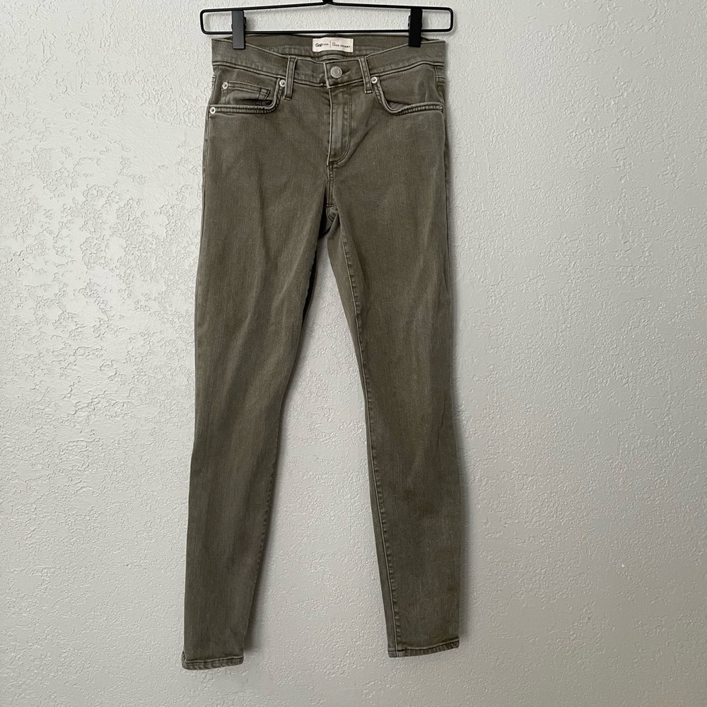 Gap green true skinny jeans